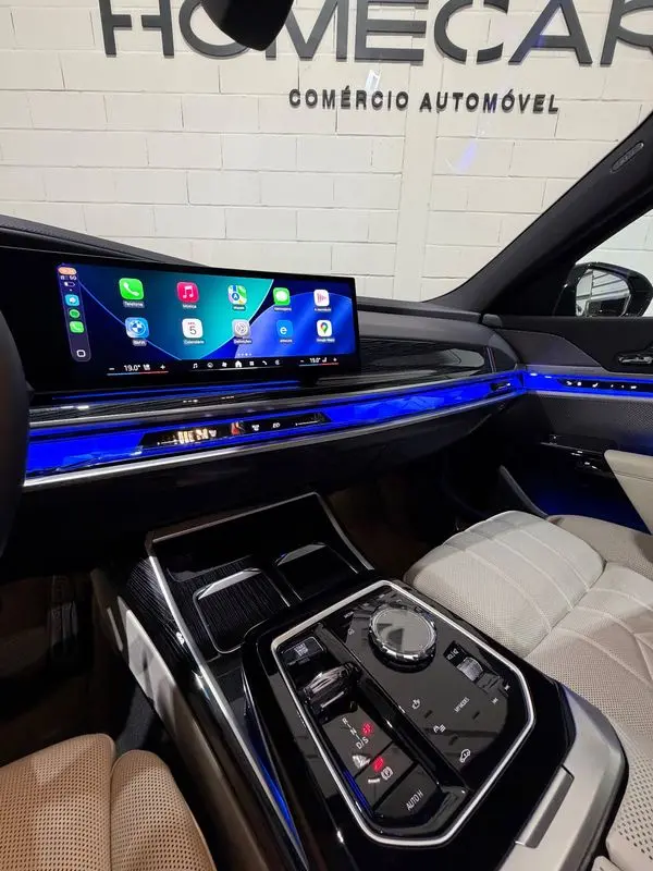 BMW 740 d xDrive Pack Desportivo M Pro 29