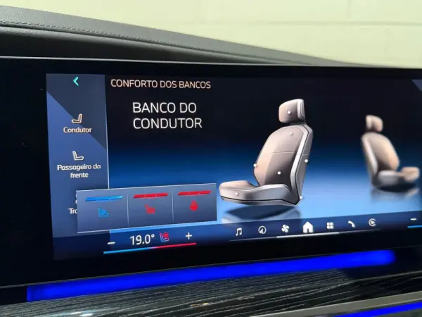 BMW 740 d xDrive Pack Desportivo M Pro 31