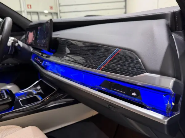 BMW 740 d xDrive Pack Desportivo M Pro 44