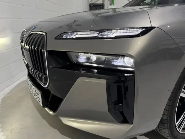 BMW 740 d xDrive Pack Desportivo M Pro 53