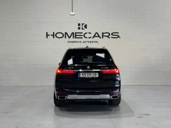 BMW X7 30 d xDrive 23
