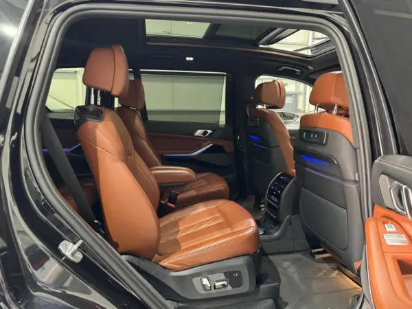 BMW X7 30 d xDrive 32