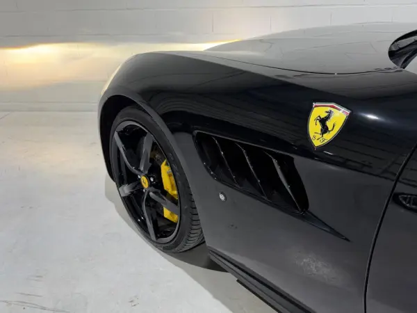 Ferrari GTC4 Lusso 22