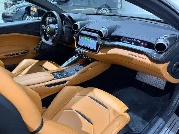 Ferrari GTC4 Lusso 30