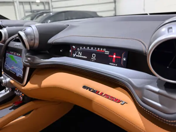 Ferrari GTC4 Lusso 31