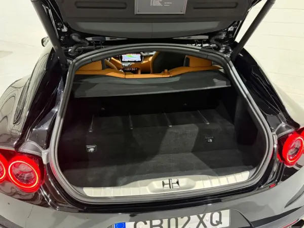 Ferrari GTC4 Lusso 42