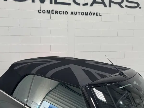 MINI Cabrio John Cooper Works 11