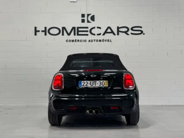 MINI Cabrio John Cooper Works 18