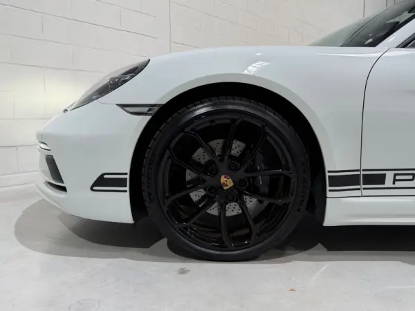 Porsche 718 Boxster Style Edition PDK 23