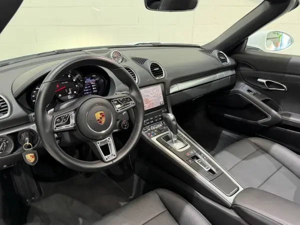 Porsche 718 Boxster Style Edition PDK 33