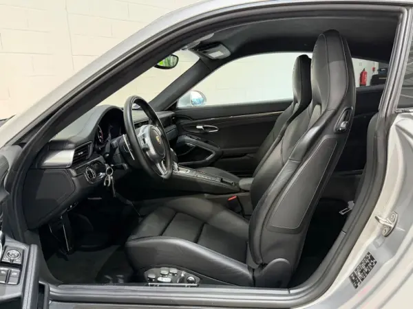 Porsche 911 (991) Turbo S 7