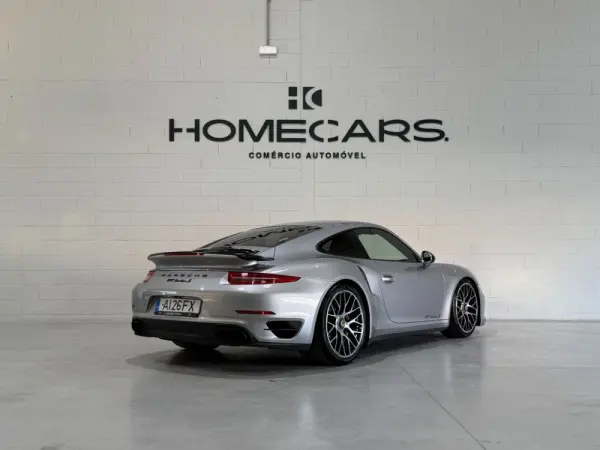 Porsche 911 (991) Turbo S 11