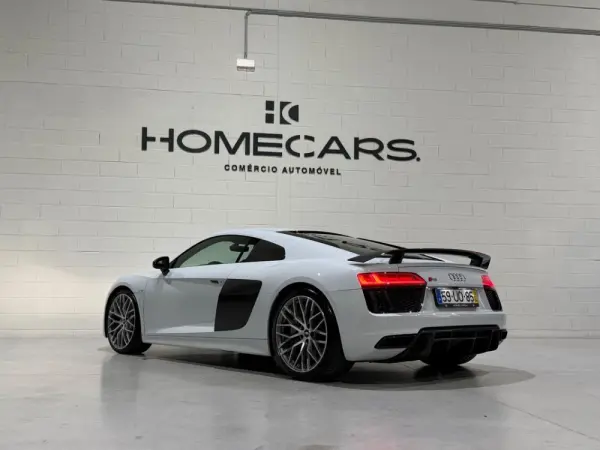 Audi R8 Coupé 5.2 FSI V10 Plus S tronic 4