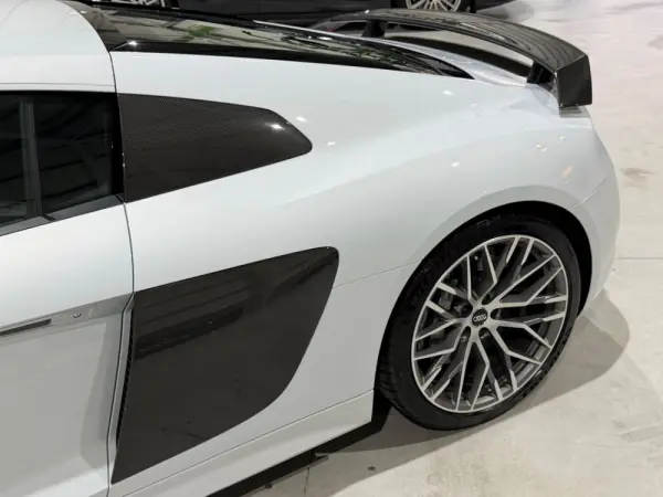 Audi R8 Coupé 5.2 FSI V10 Plus S tronic 23