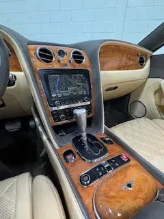 Bentley Continental GTC V8 22