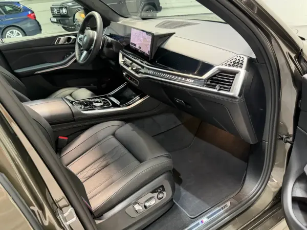 BMW X5 50 e xDrive Pack M Desportivo Pro 38