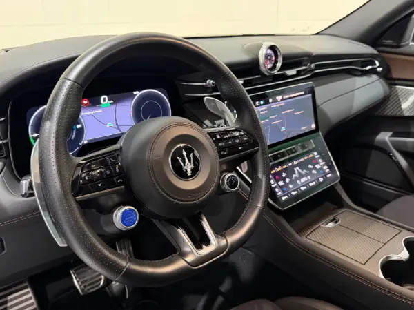 Maserati Grecale Folgore 4