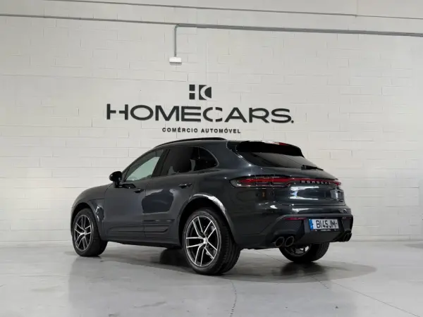 Porsche Macan PDK 10