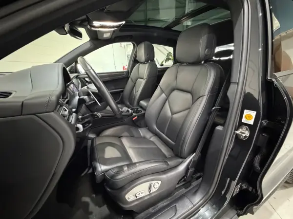 Porsche Macan PDK 20