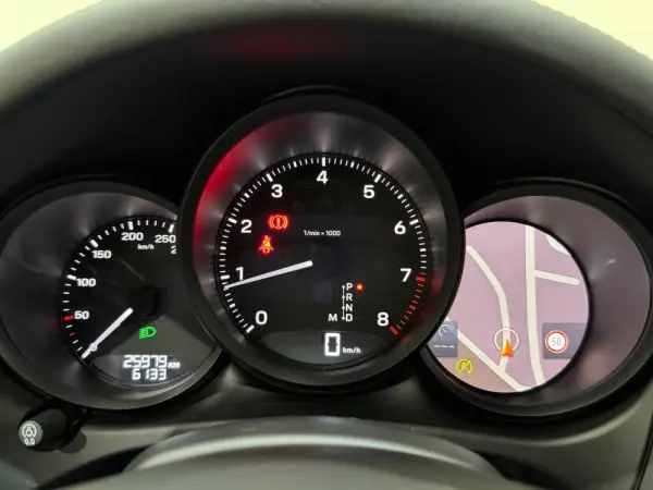Porsche Macan PDK 25