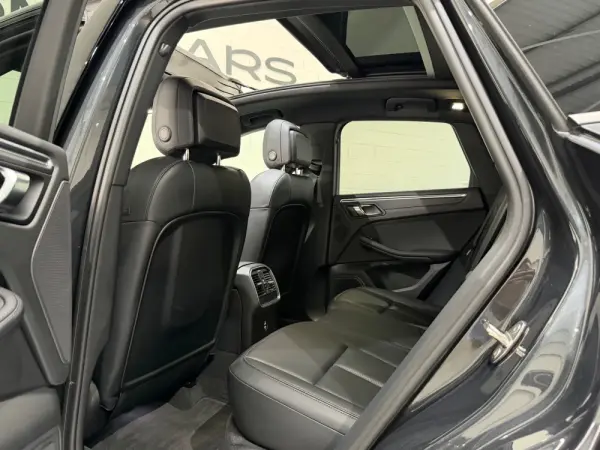 Porsche Macan PDK 30