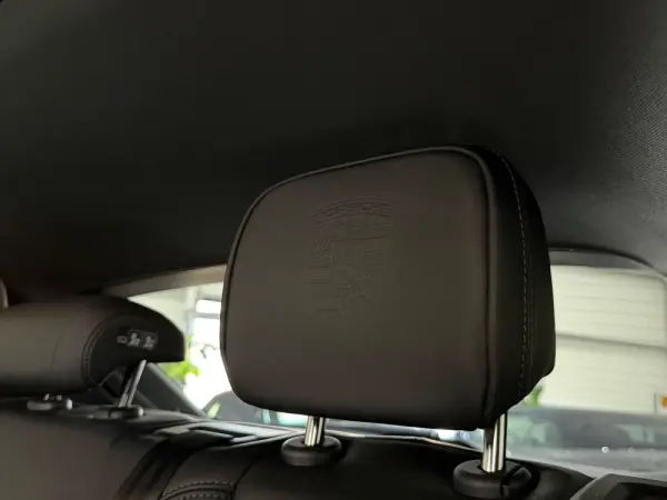 Porsche Macan PDK 32