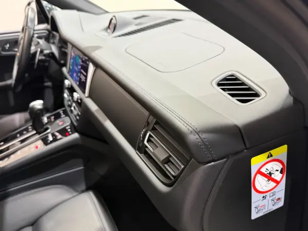 Porsche Macan PDK 48