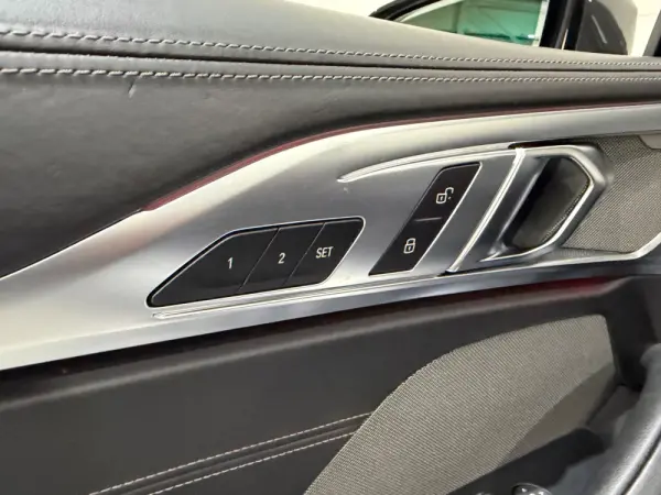 BMW 840 d xDrive Pack M 21