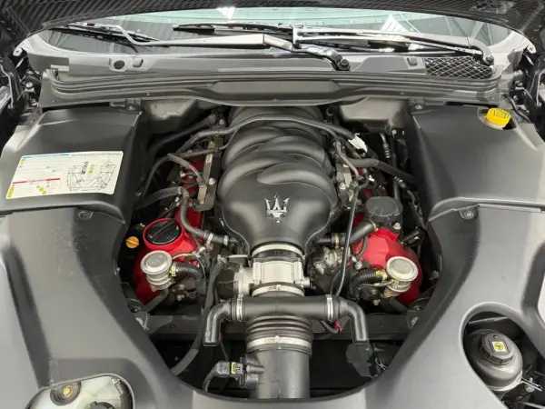 Maserati Granturismo 4.7 V8 Sport MC Stradale 37