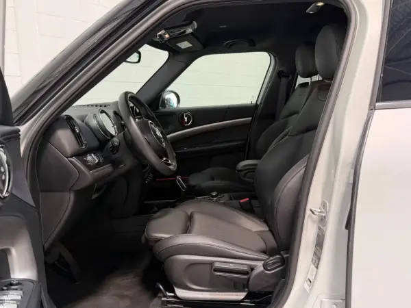 MINI Countryman Cooper D Yours Auto 10