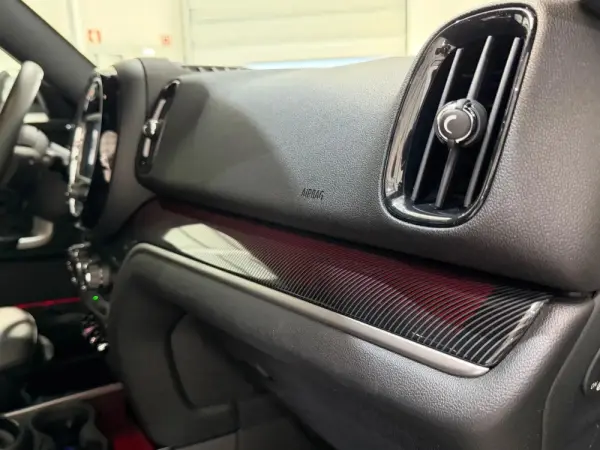 MINI Countryman Cooper D Yours Auto 28