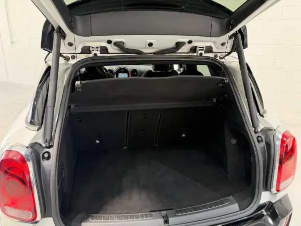 MINI Countryman Cooper D Yours Auto 30