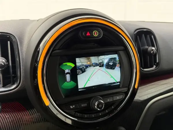 MINI Countryman Cooper D Yours Auto 36