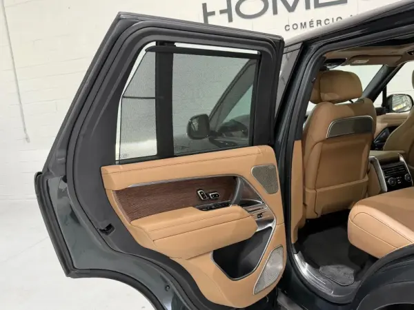 Land Rover Range Rover 3.0 P550e Autobiography 21