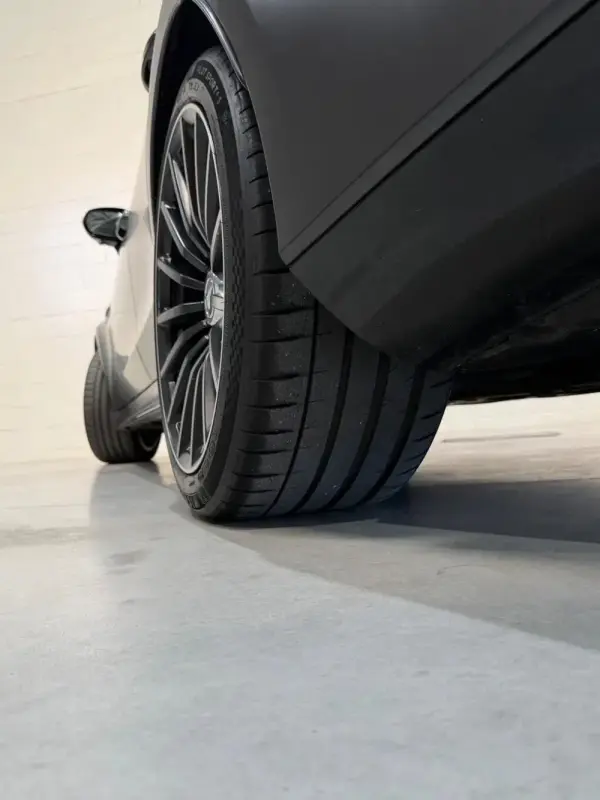 Mercedes-Benz AMG GT 63 S 4Matic+ 16