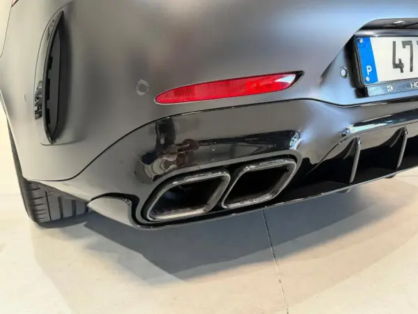 Mercedes-Benz AMG GT 63 S 4Matic+ 31