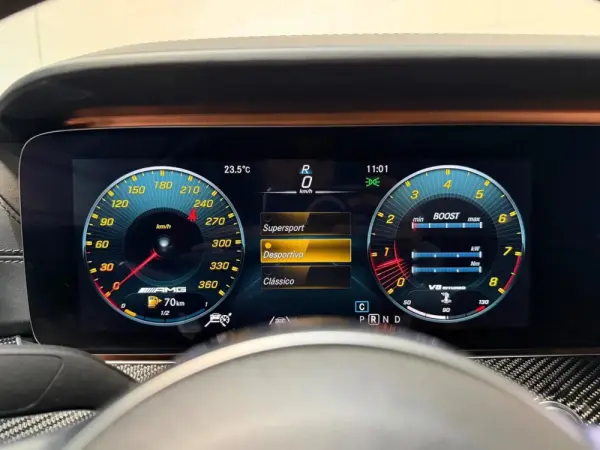 Mercedes-Benz AMG GT 63 S 4Matic+ 38