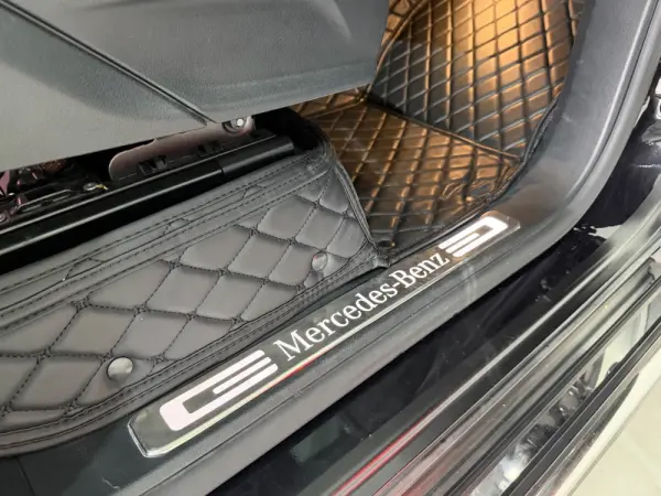 Mercedes-Benz G 500 AMG LINE 37