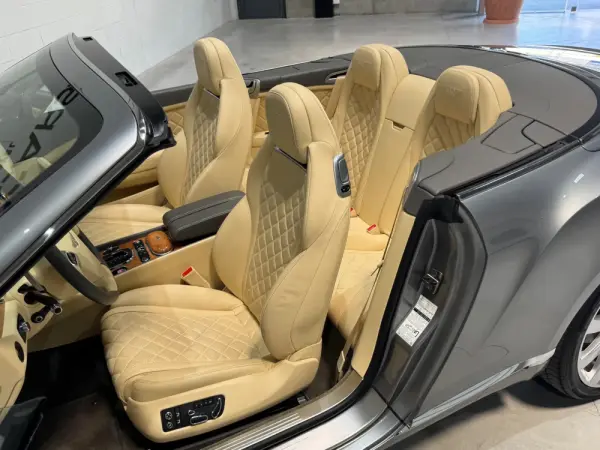 Bentley Continental Cabrio GT V8 Convertible 17