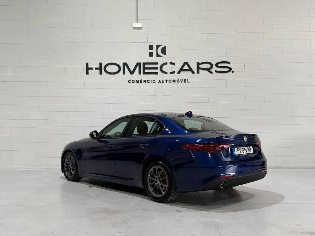 Alfa Romeo Giulia 2.2 D AT8 13