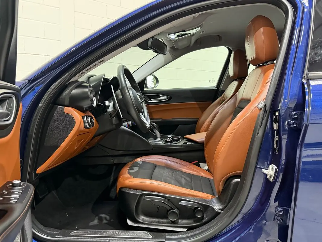 Alfa Romeo Giulia 2.2 D AT8 18