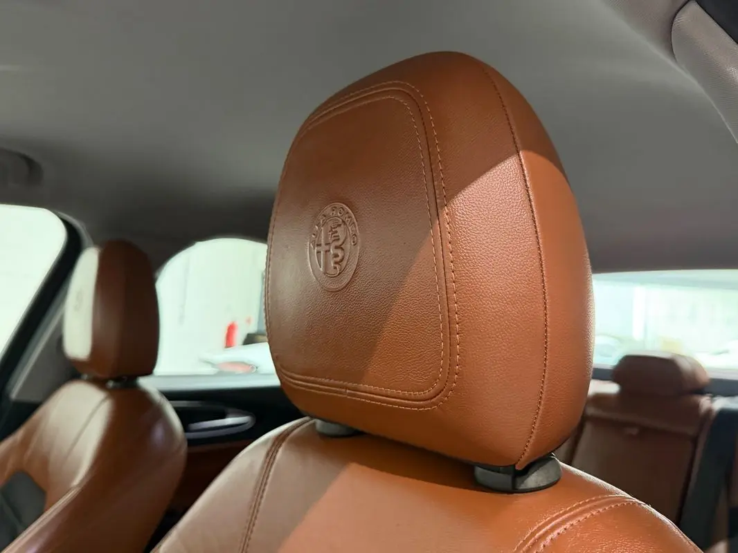 Alfa Romeo Giulia 2.2 D AT8 20