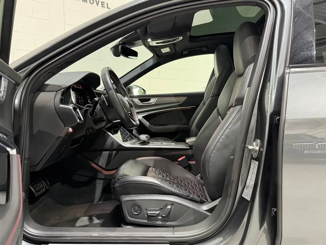 Audi RS6 4.0 TFSI quattro Tiptronic 31