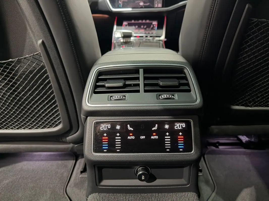 Audi RS6 4.0 TFSI quattro Tiptronic 34