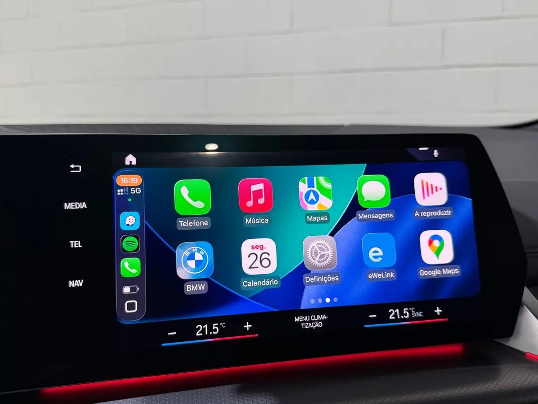 BMW 225xe Active Tourer e xDrive Pack Desportivo M 36