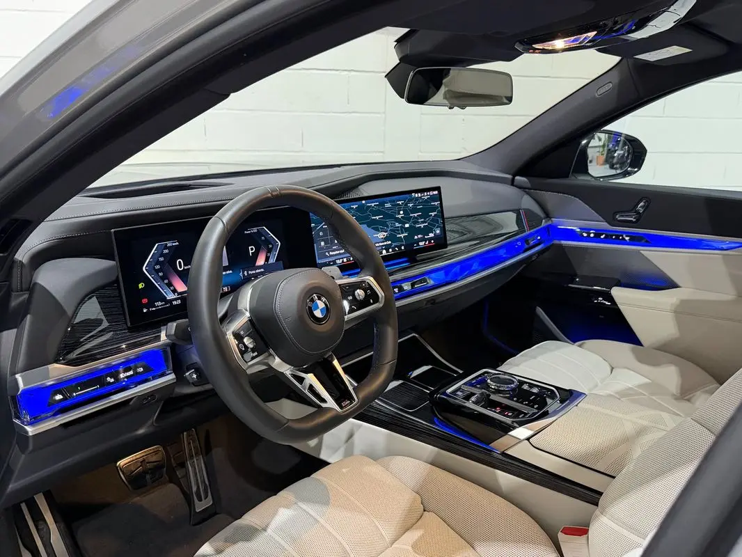 BMW 740 d xDrive Pack Desportivo M Pro 5