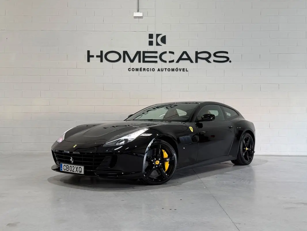 Ferrari GTC4 Lusso 19