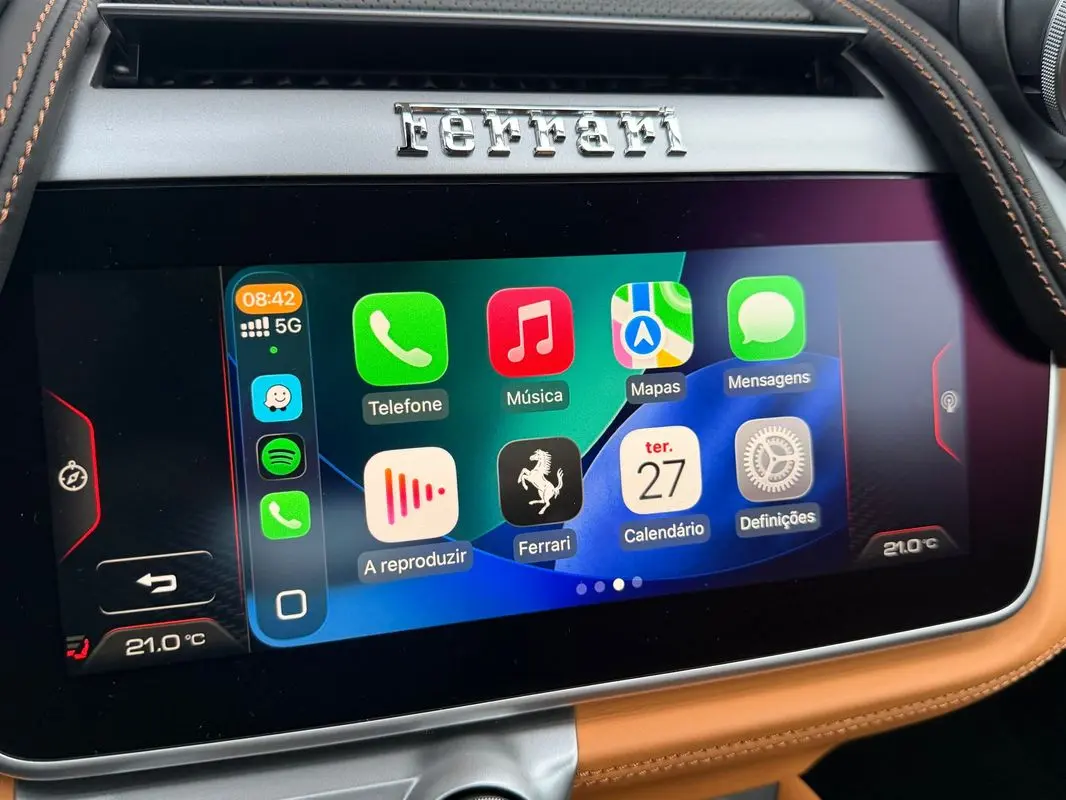 Ferrari GTC4 Lusso 38