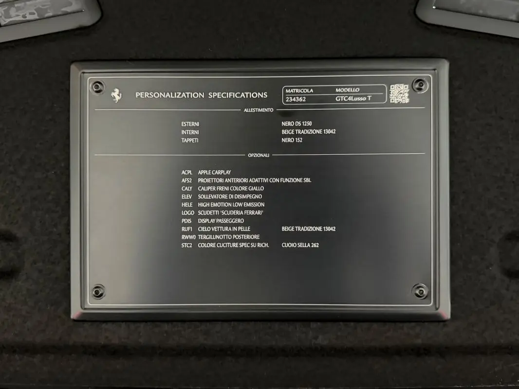Ferrari GTC4 Lusso 43