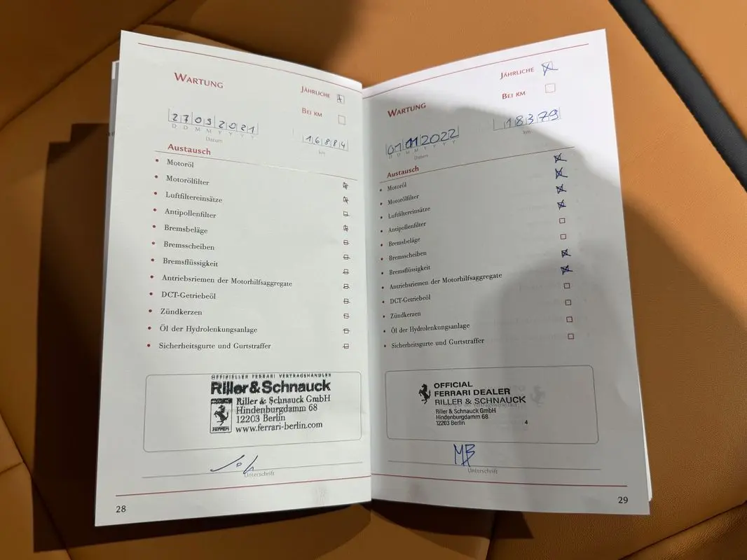 Ferrari GTC4 Lusso 51